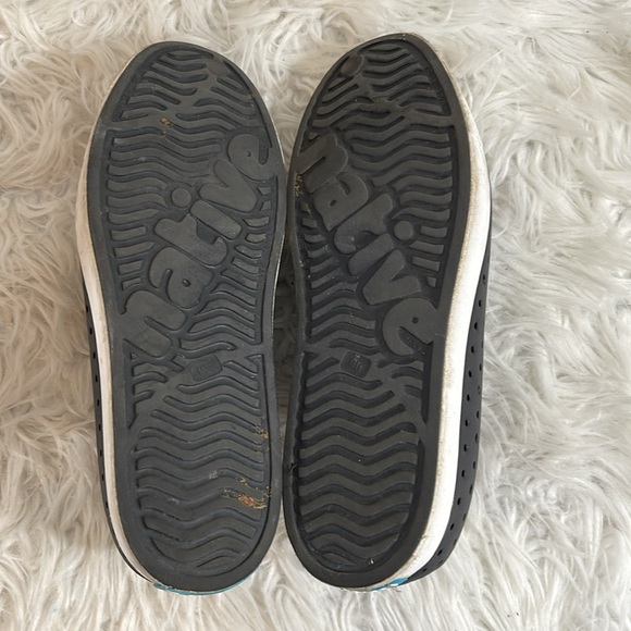 NATIVE Men’s Jefferson Slip On Lightweight Shoes Black & White Size 11 - Picture 9 of 10